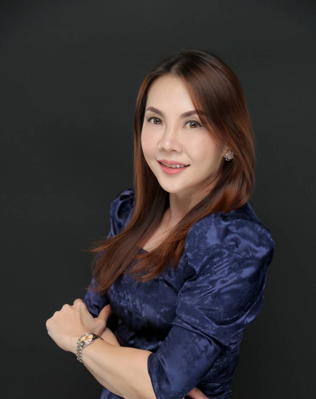 พญ.รักชนก ศรีวิชัย แพทย์เฉพาะทางโรคผิวหนัง และการผ่าตัดเลเซอร์ผิวหนัง